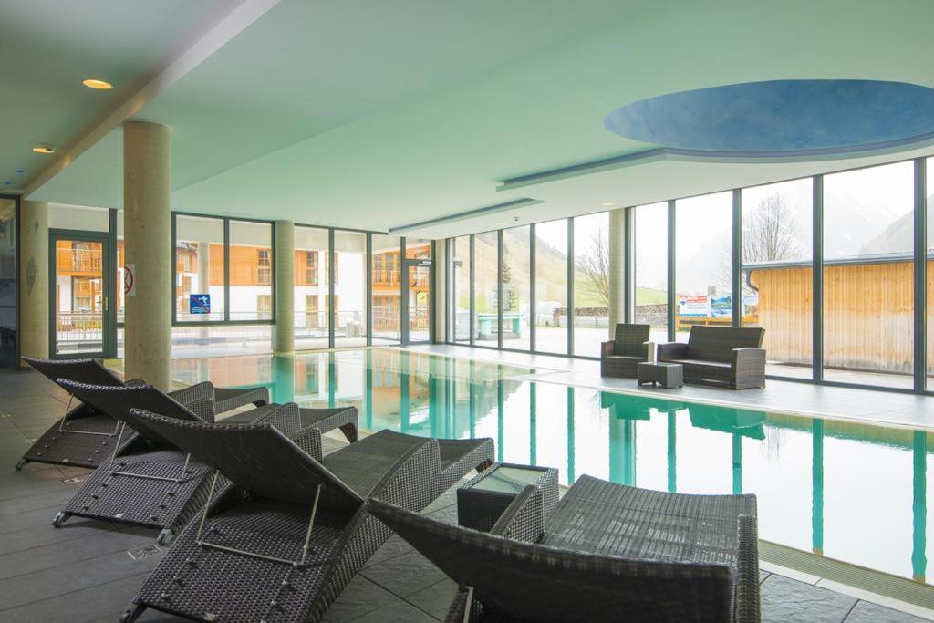 Mountain View Ski Apartment ラウリス エクステリア 写真